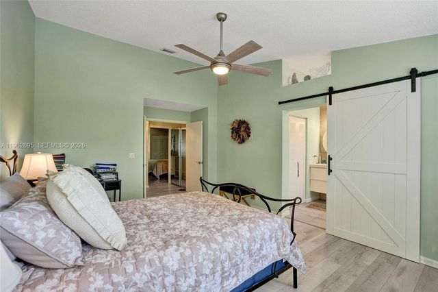 2260 W Discovery Cir W, Deerfield Beach, FL 33442