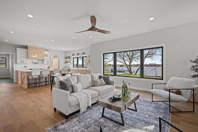506 Interlake Drive, Monona, WI 53716