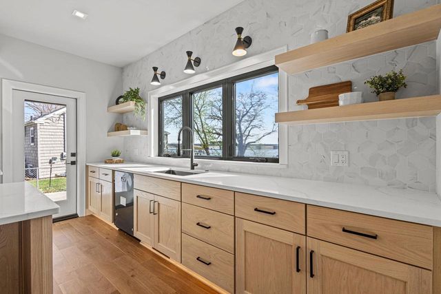 506 Interlake Drive, Monona, WI 53716