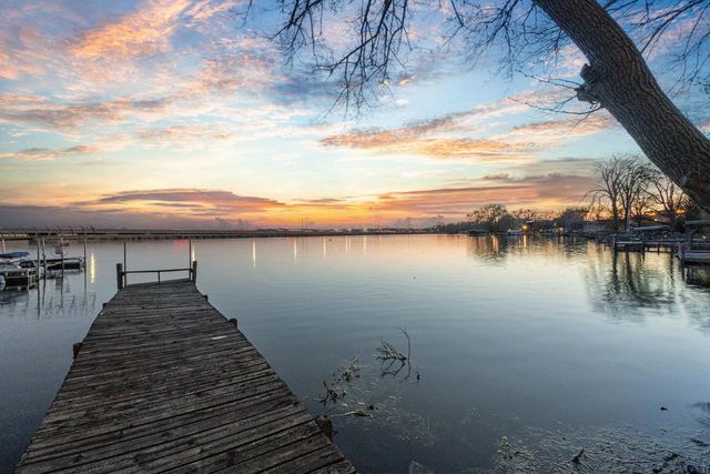 506 Interlake Drive, Monona, WI 53716