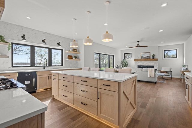 506 Interlake Drive, Monona, WI 53716