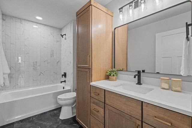 506 Interlake Drive, Monona, WI 53716