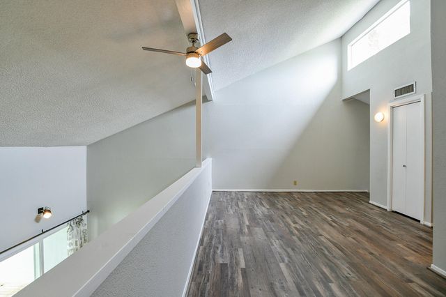 325 Carolcrest Lane 3, Livingston, TX 77351