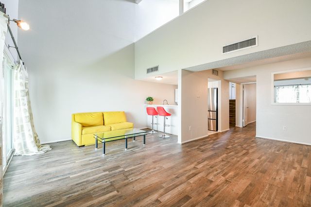 325 Carolcrest Lane 3, Livingston, TX 77351