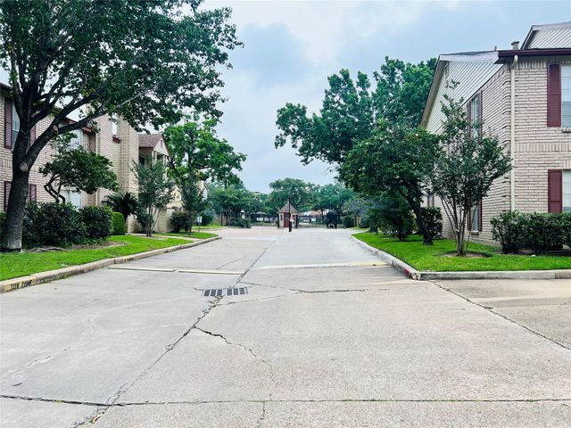 2120 El Paseo Street 620, Houston, TX 77054