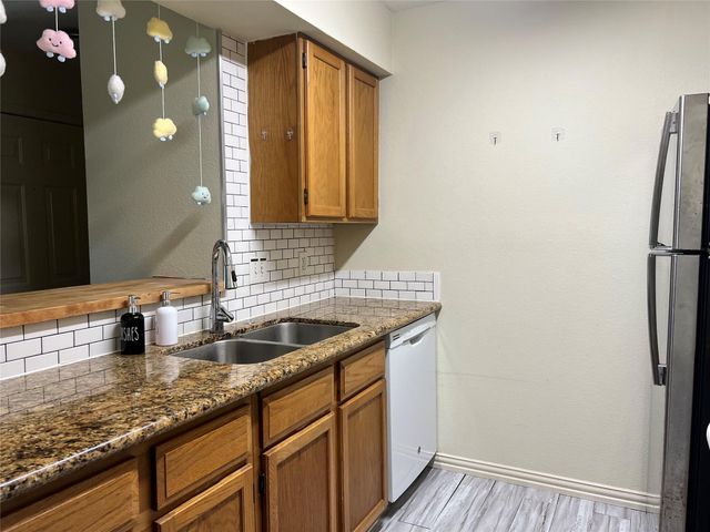 2120 El Paseo Street 620, Houston, TX 77054