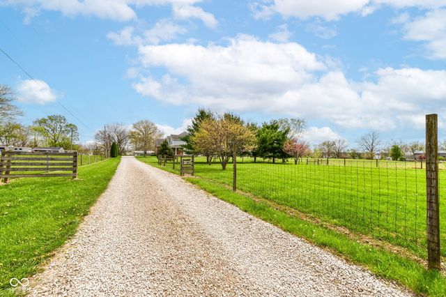 17070 S Mill Creek Road, Noblesville, IN 46062
