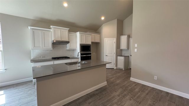 1725 RED BUD Trail, Northlake, TX 76247