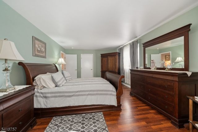 10 Wind Meadow Trl, Hardyston Twp., NJ 07419