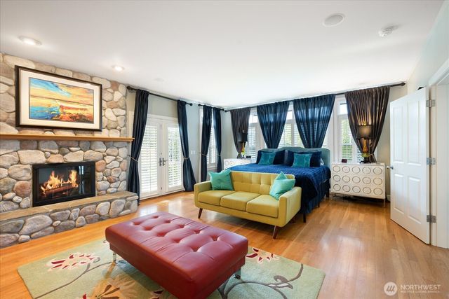 10207 NE 60th Street, Kirkland, WA 98033