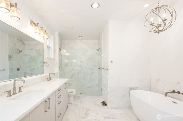 10207 NE 60th Street, Kirkland, WA 98033