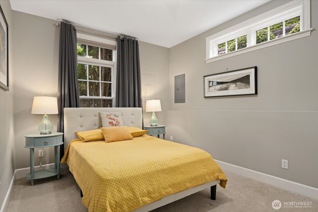 10207 NE 60th Street, Kirkland, WA 98033