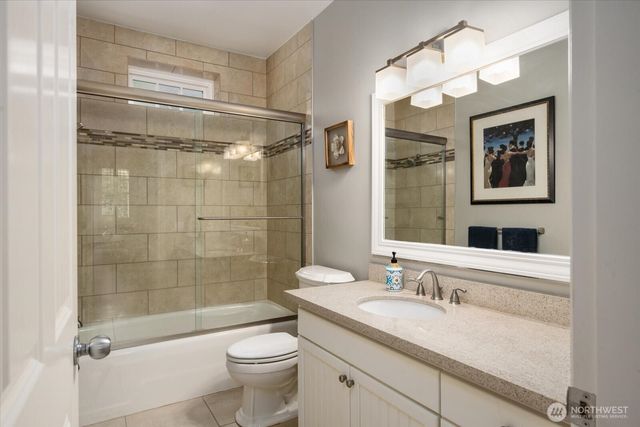 10207 NE 60th Street, Kirkland, WA 98033