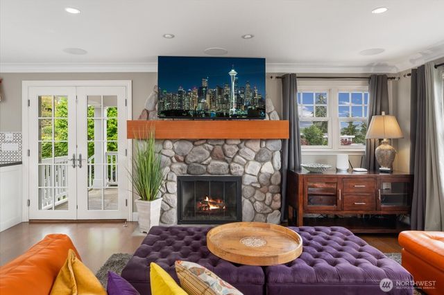 10207 NE 60th Street, Kirkland, WA 98033