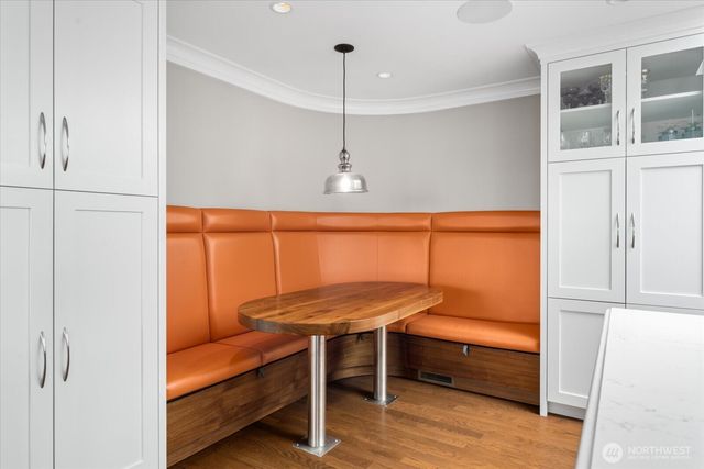 10207 NE 60th Street, Kirkland, WA 98033