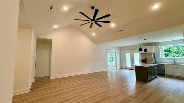 147 County Avenue, Lincoln, AR 72744