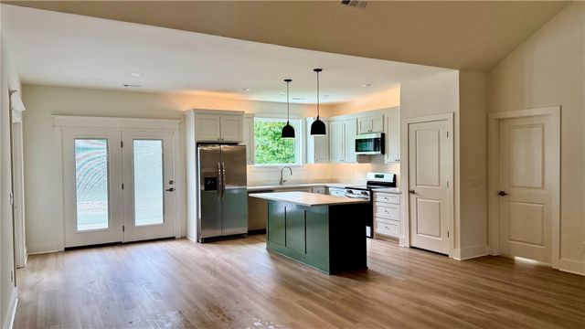 147 County Avenue, Lincoln, AR 72744