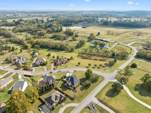 401 Plantation Blvd, Lebanon, TN 37087