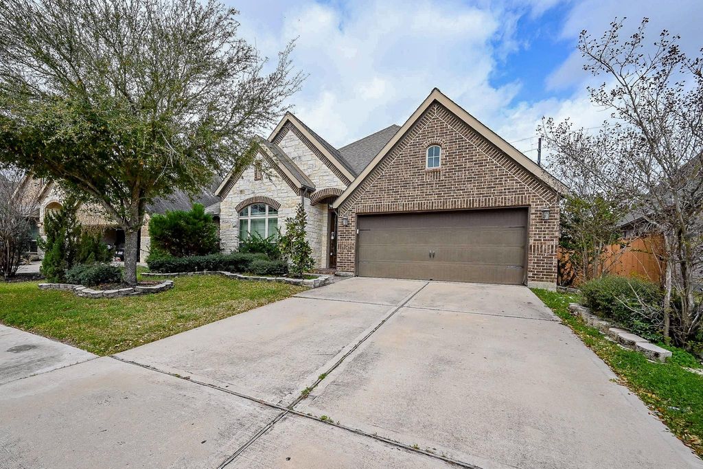 11230 Dunstan Hill Drive, Richmond, TX 77407