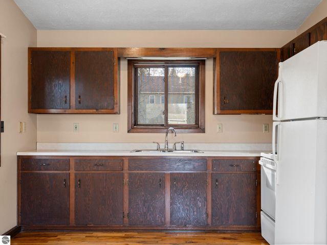 7808 Bacchanalia Court, Cadillac, MI 49601