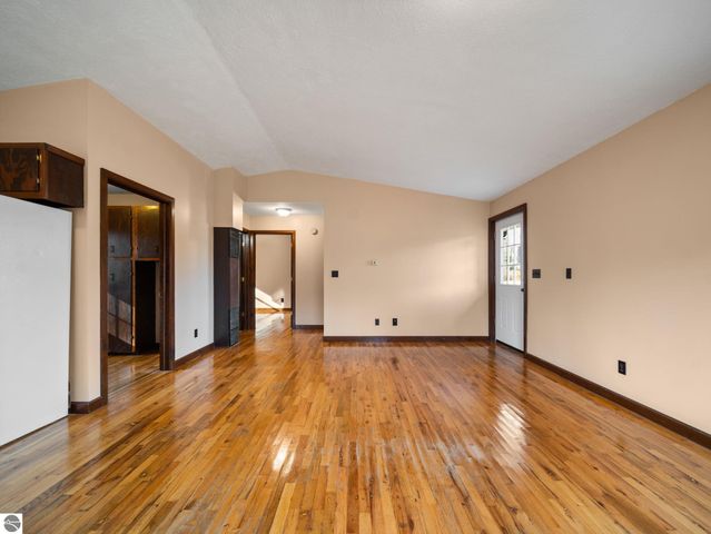 7808 Bacchanalia Court, Cadillac, MI 49601