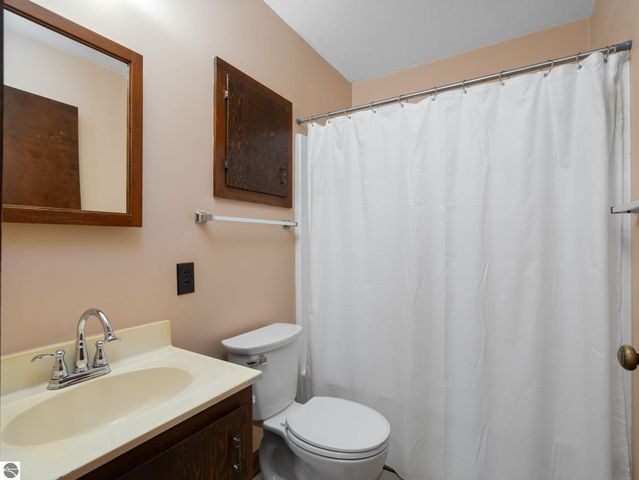 7808 Bacchanalia Court, Cadillac, MI 49601