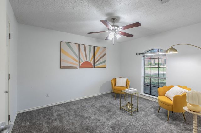 3302 Oxford Drive, Rowlett, TX 75088