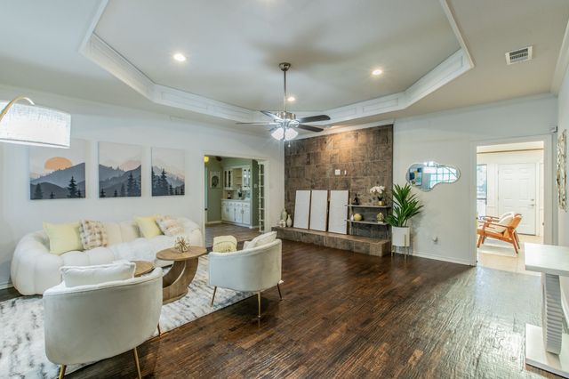 3302 Oxford Drive, Rowlett, TX 75088