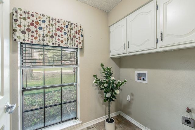 3302 Oxford Drive, Rowlett, TX 75088