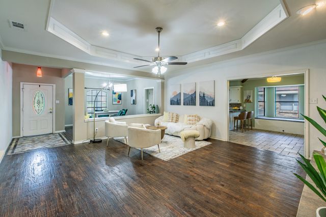 3302 Oxford Drive, Rowlett, TX 75088