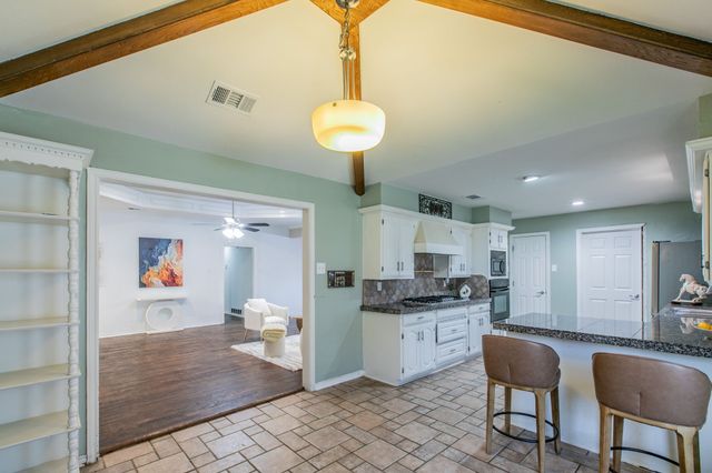 3302 Oxford Drive, Rowlett, TX 75088