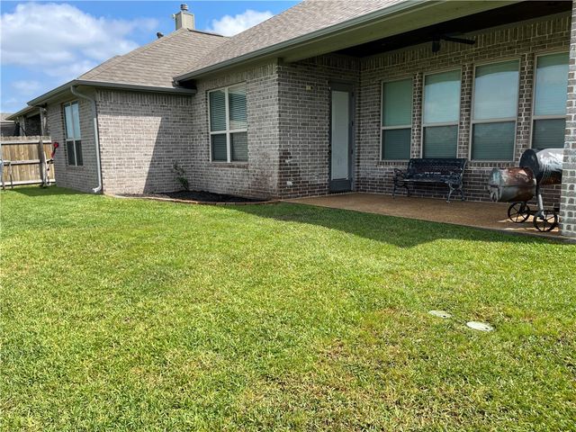 15654 Long Creek Lane, College Station, TX 77845