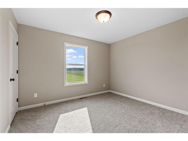 902 Pine Vale, Somerset, WI 54025