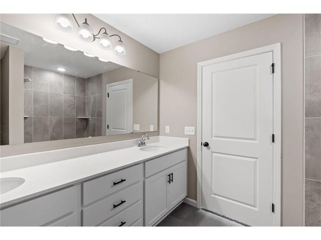 902 Pine Vale, Somerset, WI 54025