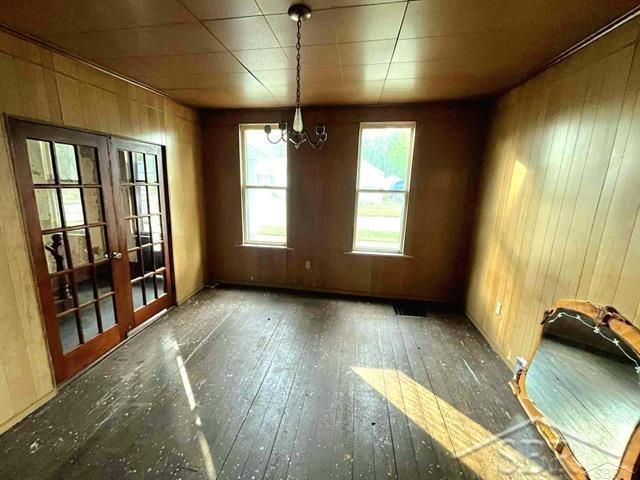 616 N Oakley Street, Saginaw, MI 48602