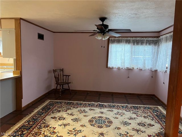 213 E 27th Street, Dover, OH 44622