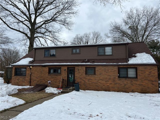 213 E 27th Street, Dover, OH 44622