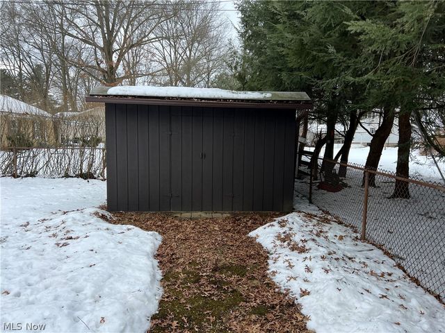 213 E 27th Street, Dover, OH 44622