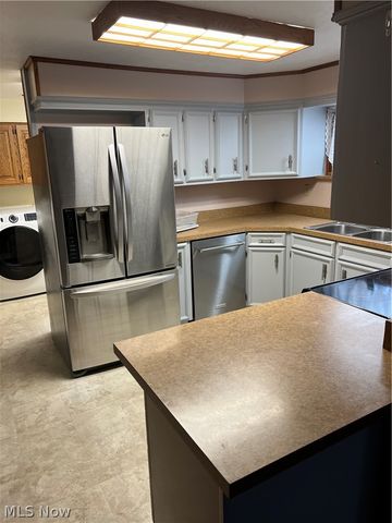 213 E 27th Street, Dover, OH 44622