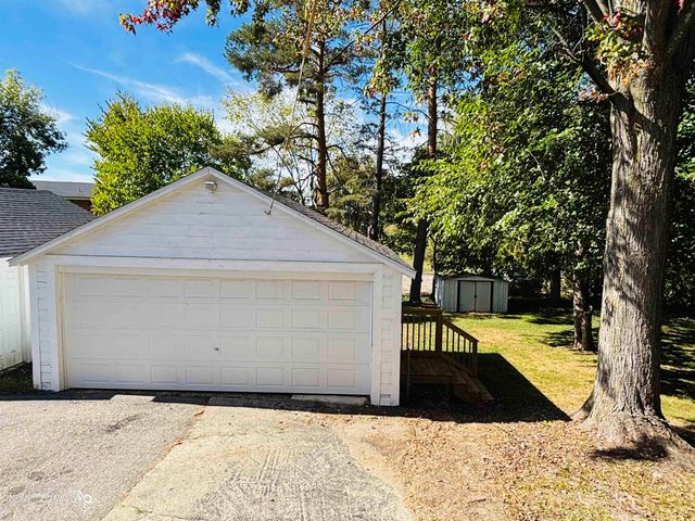304 S State Road, Davison, MI 48423