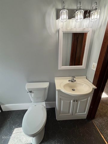 304 S State Road, Davison, MI 48423