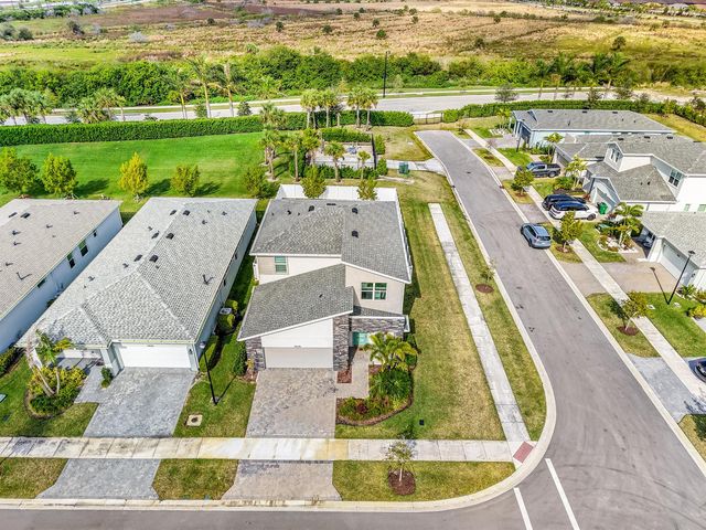 10638 SW Hensley Street, Port St. Lucie, FL 34987