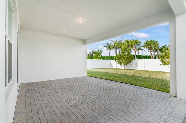 10638 SW Hensley Street, Port St. Lucie, FL 34987
