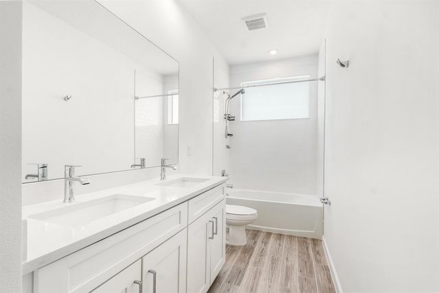 10638 SW Hensley Street, Port St. Lucie, FL 34987