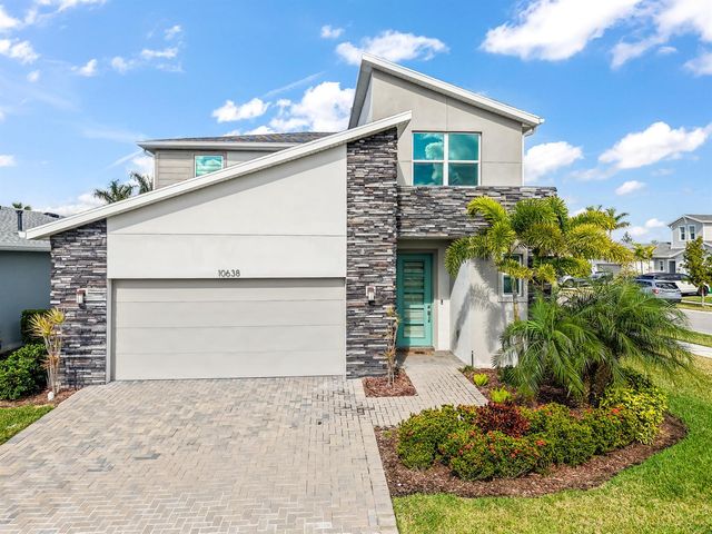 10638 SW Hensley Street, Port St. Lucie, FL 34987