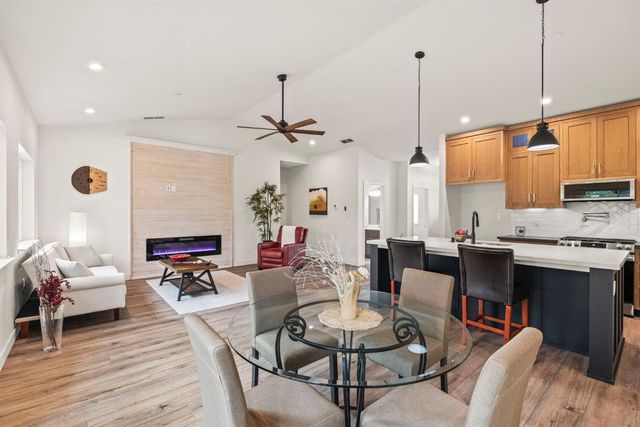 488 Woodgate Rd, Valley Springs, CA 95252