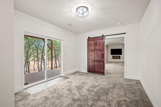 488 Woodgate Rd, Valley Springs, CA 95252