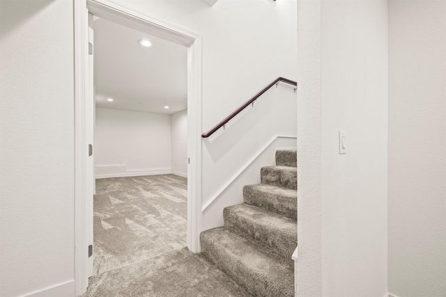 488 Woodgate Rd, Valley Springs, CA 95252