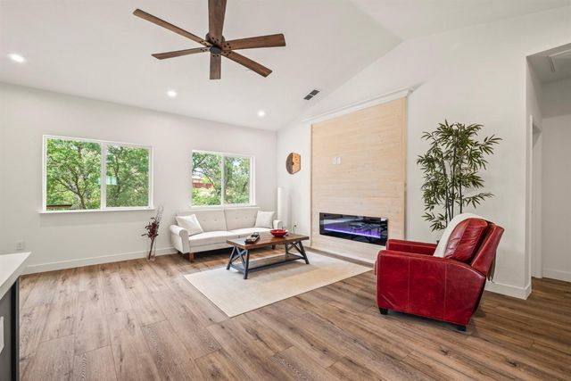 488 Woodgate Rd, Valley Springs, CA 95252