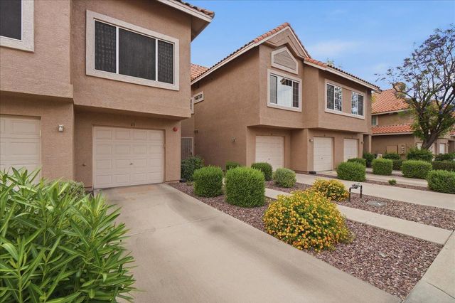 1633 E LAKESIDE Drive 63, Gilbert, AZ 85234